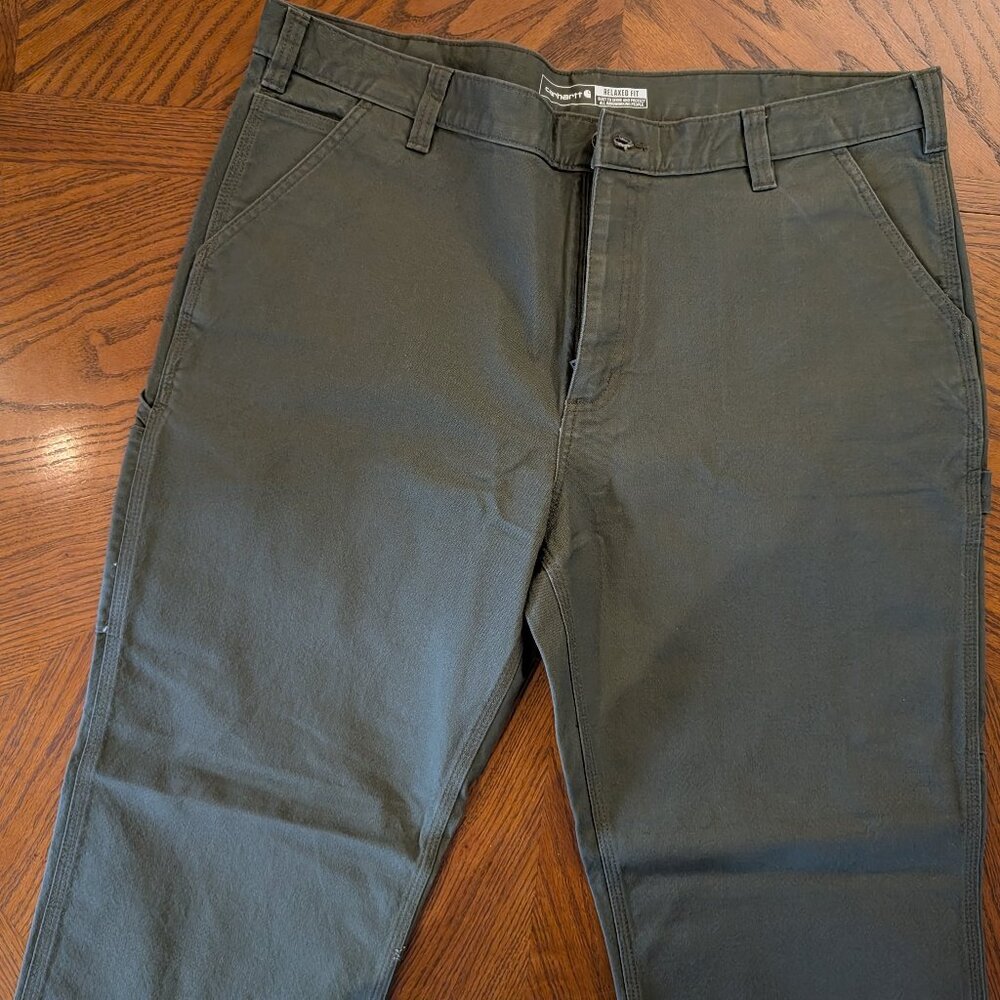 Carhartt NWT Relaxed Fit 40x32 pants olive